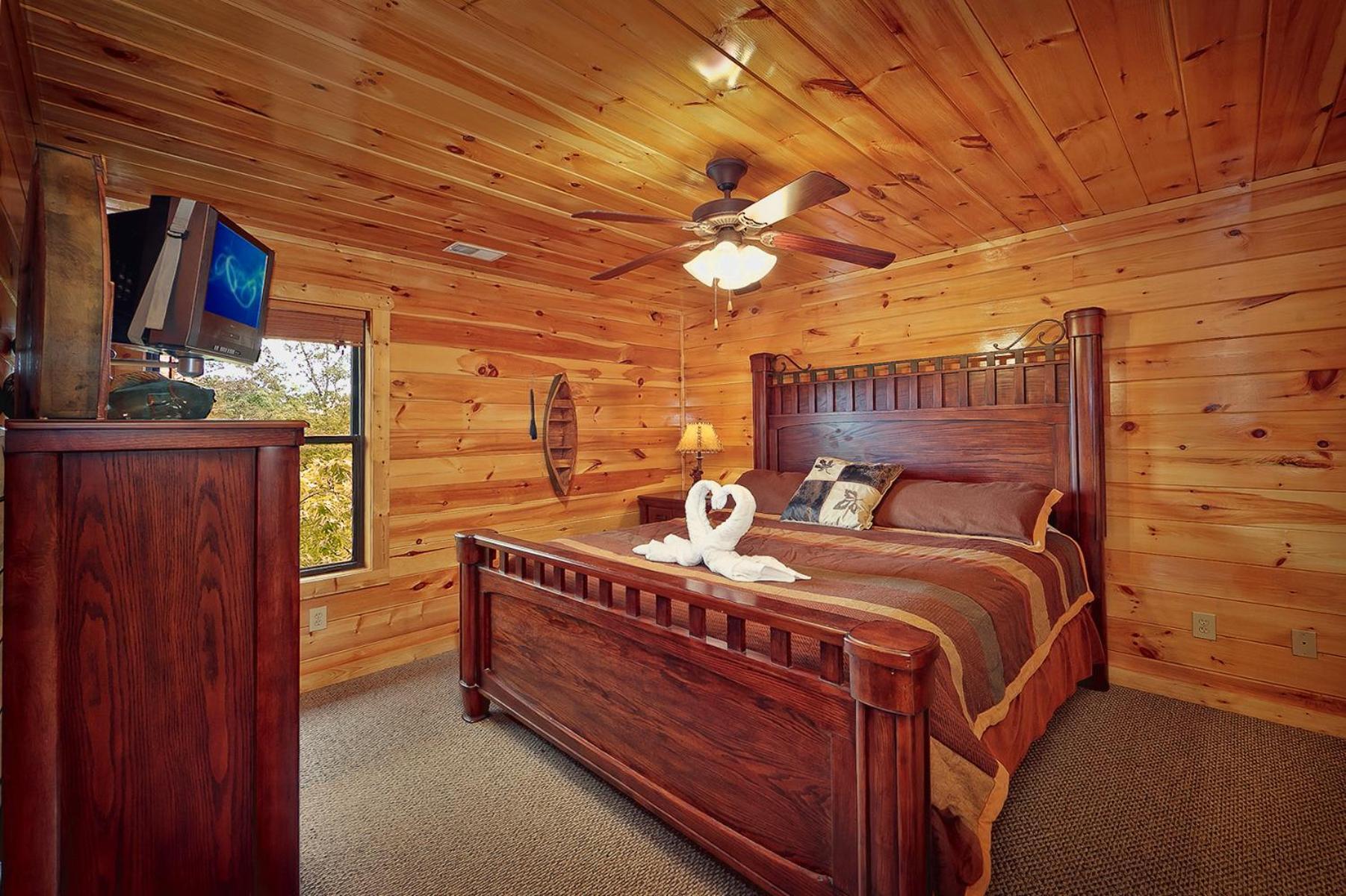 Knotty & Nice Holiday Home Гатлинбург Экстерьер фото